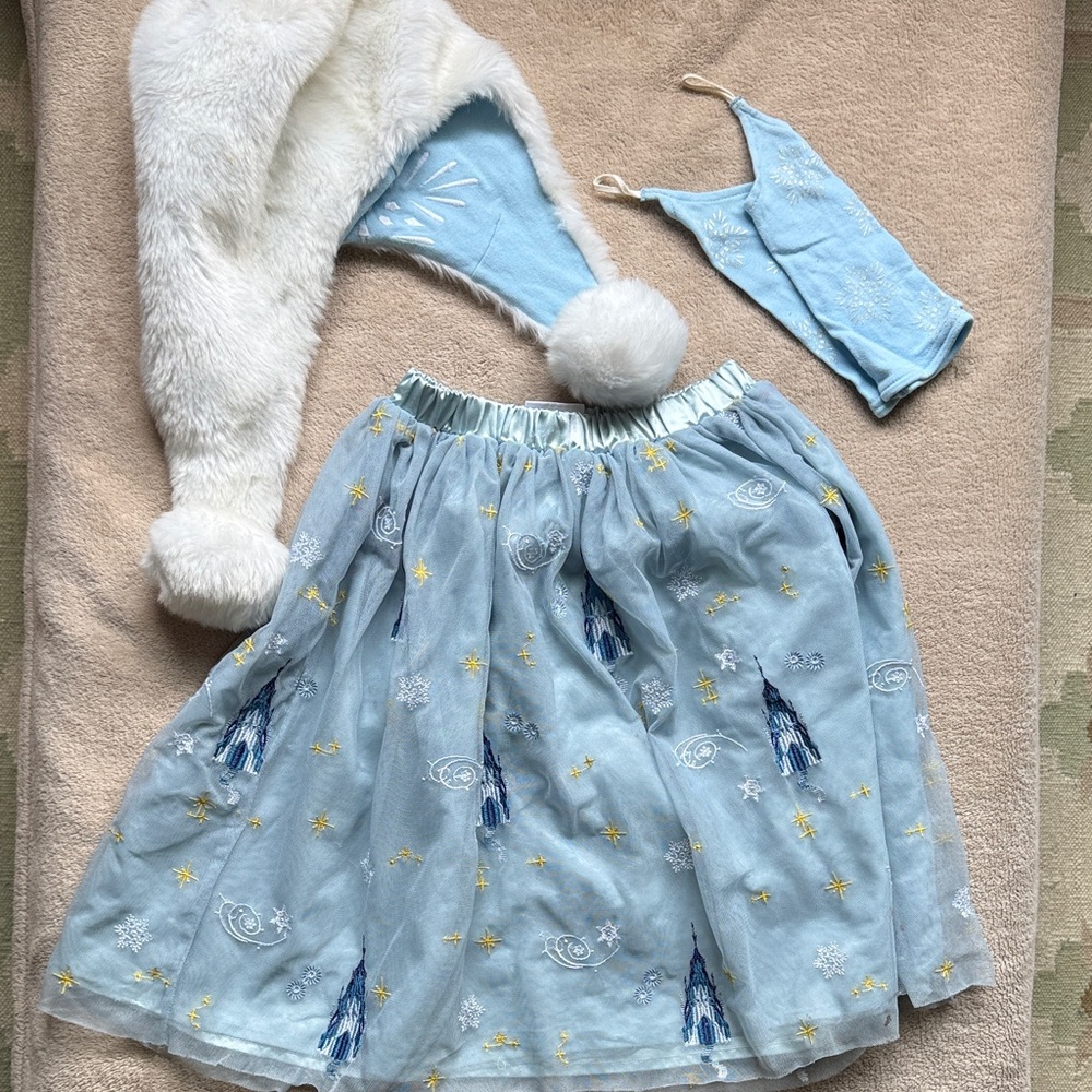 Hanna Andersson Disney Frozen Elsa Light Blue skirt, fur hat and gloves